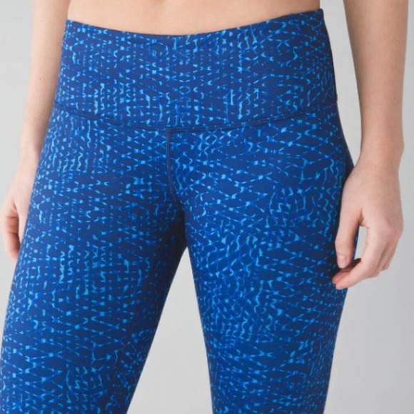 Lululemon Wunder Under Pant III Samba Snake Kayak Blue Hero Blue size 4 - Picture 7 of 9